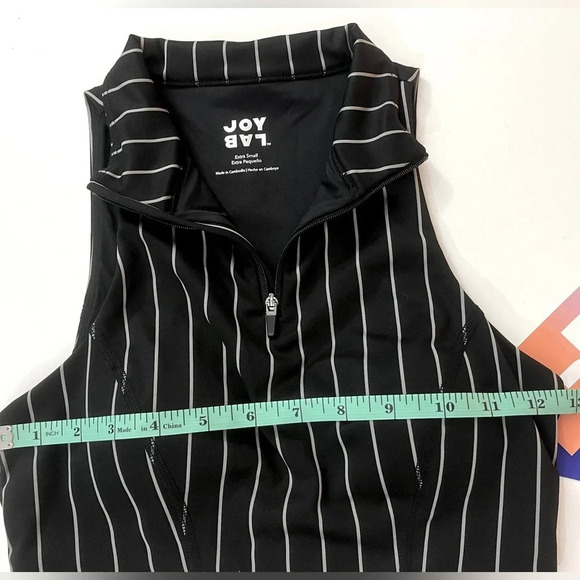 JoyLab Sports Bra Crop Top Athletic Womens XS Black White Stripes Stretchy NWT - Picture 6 of 13